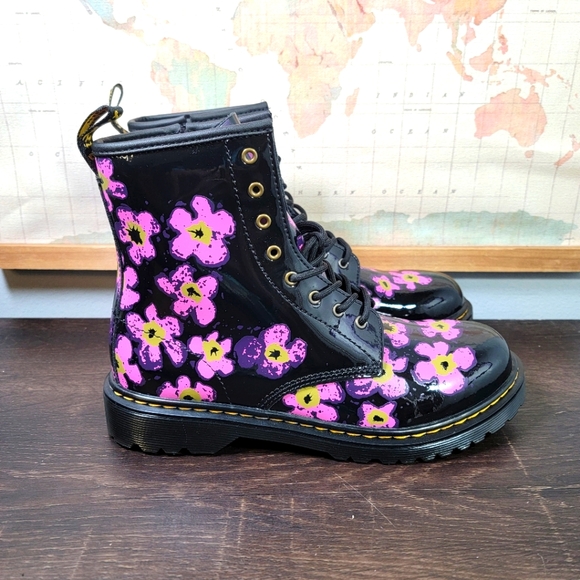 BRAND NEW Dr. Martens Pansey Fayre Combat Boot Women's Size 7.0 - Picture 4 of 8